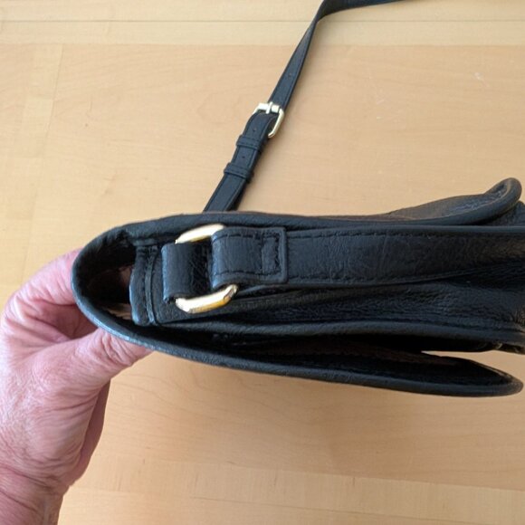 Tignanello Crossbody/Shoulder Purse, Like New - Picture 7 of 11